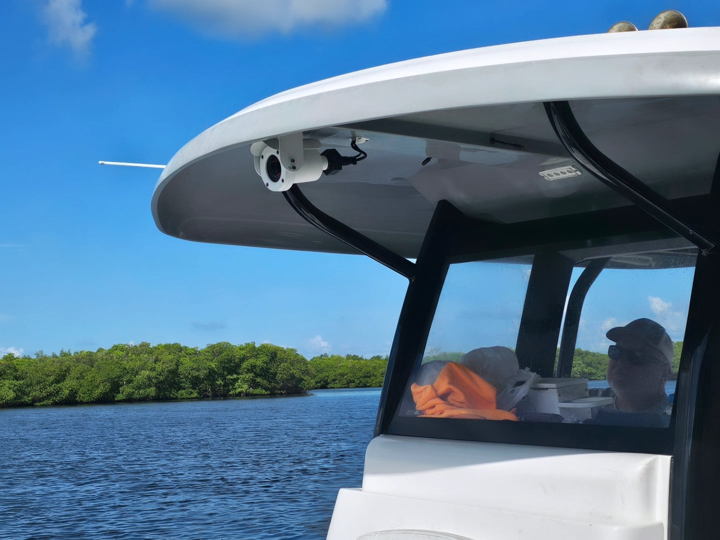 TTop Installed Marine Night Vision camera